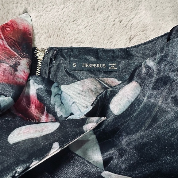 Black organza skirt with pearls - Picture 2 of 5